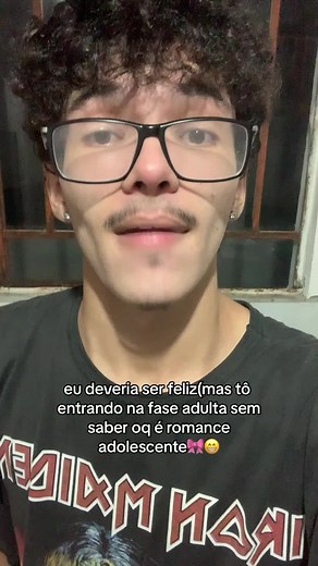 Metallica Graphic Print T-Shirt Display