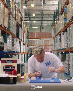 7.2K reactions · 1.1K shares | Gordon Ramsay sampling in aisle 6 is just an ok use of talent. Kinda like having a new iPhone that’s not on AT&T. | AT&T | Facebook