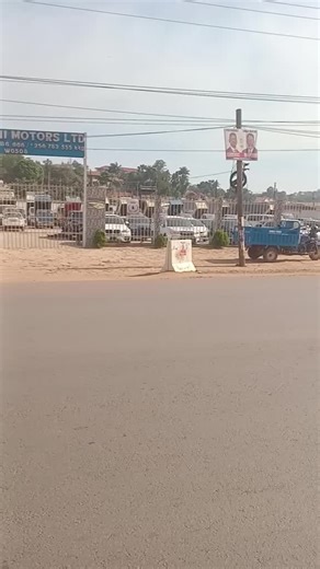 lukenge (@lukengmusa)’s videos with Do Dat - John Blaq