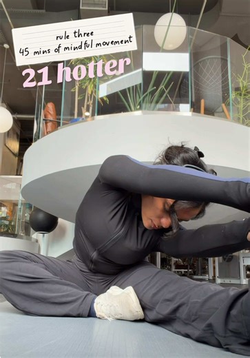 being hot is easy 🎀💕💅🏽 day 1 of 21 hotter !!! all the rules on the screen through out the video if you wanna join me we’ll be done Jan 31st YAYYY tag me and use #21hotter so i can cheer u on