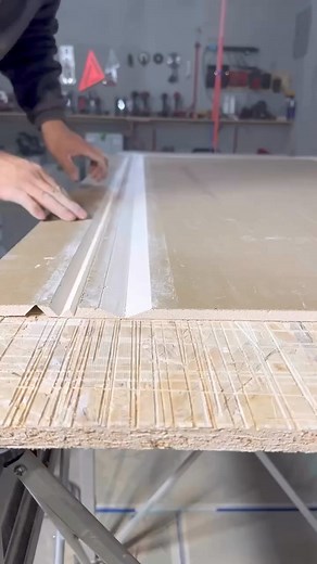 Watching and enjoy the professional work | Drywall Mo