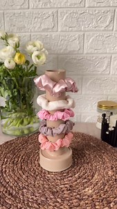Diy scrunchie holder 🩰 Save for later and follow for more diy ideas ✨ #fromtrashtotreasure #diy #handmade #scrunchies #scrunchie #reelsvideo | Peri Azizov