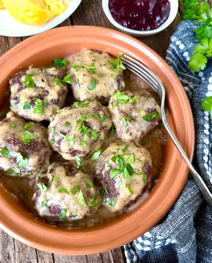 Recipe: Make a batch of Norwegian beef meatballs for a game snack while you watch the team at the World Cup - The Boston Globe