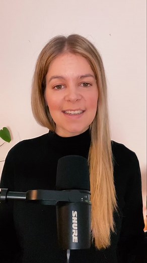 #CapCut Anleitung 📲😍 Wie kann man bei CapCut Personen zensieren? 🤔 Möchtest du ein Gesicht in einem Video verdecken, damit man die Person nicht erkennt? Das geht ganz einfach mit der App CapCut und es gibt viele verschiedene Lösungen dafür: 1️⃣ Gesichter mit Stickern verdecken Wähle einen Sticker aus und lege den Sticker über das Gesicht. Damit der Sticker auch bei Bewegungen auf dem Gesicht kleben bleibt, gibt es die CapCut Funktion „verfolgen“ 😎 2️⃣ Gesichter in Videos verpixeln In CapCut 