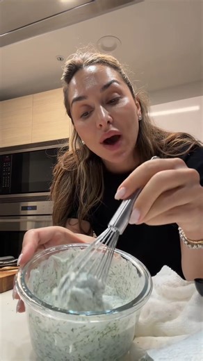 This Has Been My Go-To Dressing/Sauce On The 21-Day Challenge Perfect flavor, low effort – my favorite dressing for staying on track during the 21-day challenge! 綾 #21daychallenge #healthyeating #fyp #mealprep #cleaneating #dressinghack #foodie #nutrition #healthychoices #easyrecipes | Dzaslavsky | Facebook