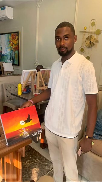 If you are in Uyo, try the Sip and paint experience. To book a slot, send a DM to @Sip & Paint_ UYO. #uyo #akwaibom #cityupdate #akwaibomtiktokers #viral