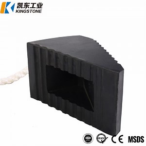 [Hot Item] Parking Lift Trailer Wheel Chock Rubber Car Wedge Chock
