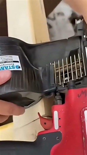 nail gun loading 🔨 | satisfying tool setup process