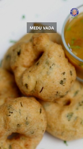 23K views · 143 reactions | Ruchi Bharani shows you how to make perfectly crispy and fluffy Medu Vada. Watch the entire recipe on our Rajshri Food YT Channel. Host: Chef Ruchi Bharani Ingredients: 1 cup Urad Dal (White Lentil) 1 tsp Ginger Chilli Paste 1/2 tsp Black Salt Salt Coriander Leaves OIl Soda Bicarbonate Water Copyrights: REPL #MeduVada #SouthIndianSnack #CrispyVada #RuchiBharani #VadaRecipe #IndianSnacks | Rajshri Food | Facebook