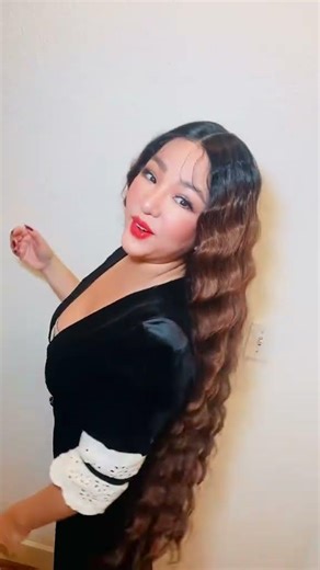 Lâu lâu lên đồ mà Thúy Nga không nhận ra chính mình nữa rồi #shorts