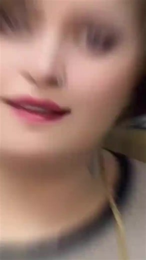 ai walking🚶 on snow effect#effect #snowfall #SmallBusiness #viralvideos #tiktokeffect