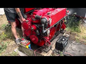 Ford 6 cylinder diesel 2725E, Marine engine 135hp (Port engine)