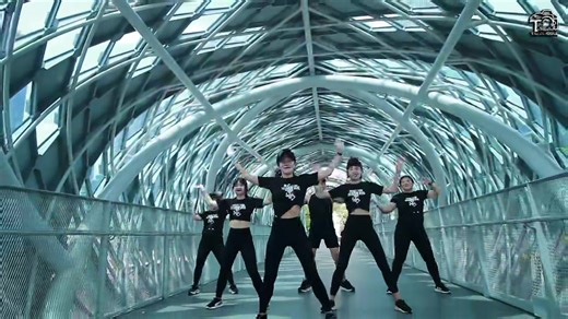 27K views · 1K reactions | Cuti Cuti Malaysia 节奏团队前往 #吉隆坡 #地标跳节奏运动打卡 拍下最漂亮的风景 让我们带大家走向健康人生 我的节奏你会渐瘦 LilyChoo Tempo Workout 再次此特别鸣谢 Videographer Titan Loke | 我的节奏你会渐瘦 LilyChoo Tempo Workout | Facebook