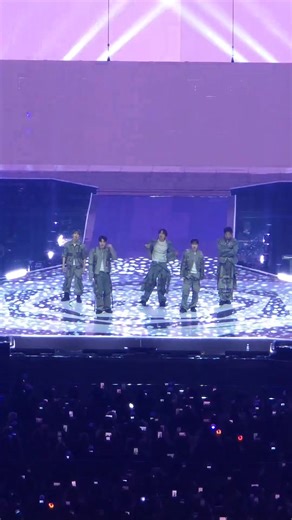 Reaksi Idol Lain Lihat EXO Perform di MMA