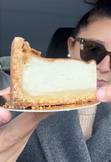 Tester le flan de la pâtisserie LA MAISON PARIÈS à Bayonne