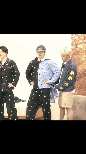 bonobonoyaa♡ on Instagram: "full time idol and part time model KIM TAEHYUNG 😩 . . . . . TAGS-- #kimtaehyung #taehyung #tae #v #taetae #btstaehyung #태형 #fyp #explorepage #trendingreels #viral #modeltaehyung #taehyungedit"