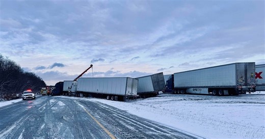 Indiana Toll Road shuts down near South Bend after pileup crash