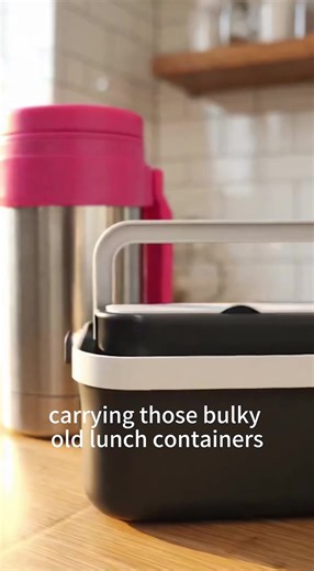 Black Smart Lunch Box: Smart Heating for Effortless Office Lunches.Smart Tech Inside | Black Lunch Box | Warm Food On Your Terms Commuter’s Smart Pick: Black Lunch Box with Intuitive Heating Control. #PortableEcoMeals #SmartCampingEssentials #SustainableCamping #WarmMealsOnTrail #AdventureLunchGear
