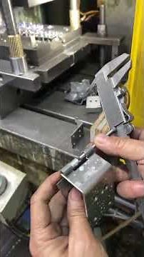 The metal stamping mold for making hinge