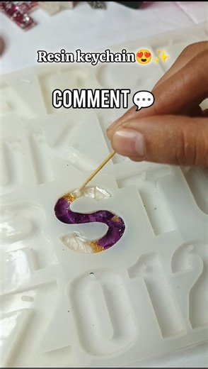 DIY Resin Letter Keychain | Resin Art Tutorial ✨ #art #trending #shorts
