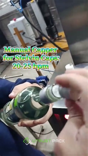 Manual Capping Machine for Stelvins Caps:20-25 bottles per min