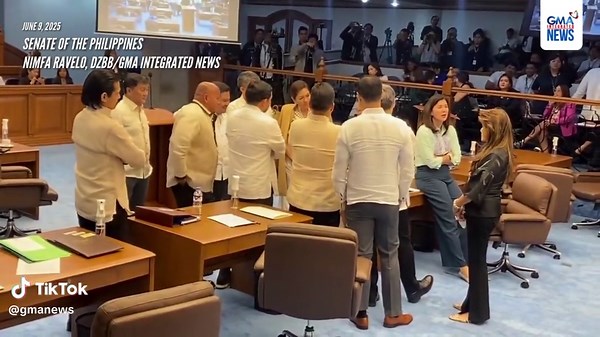 Dinidiskurso ng mga senador ang gagawin sa motion ni Sen. Koko Pimentel na mag-convene na ngayon ang Senado bilang impeachment court. | via Nimfa Ravelo, DZBB/GMA Integrated News #BreakingNewsPH #GMAIntegratedNews