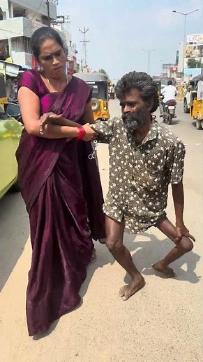 Watch the full video on Thirunangai Roja amma YouTube channel parkavum 🙏🙏