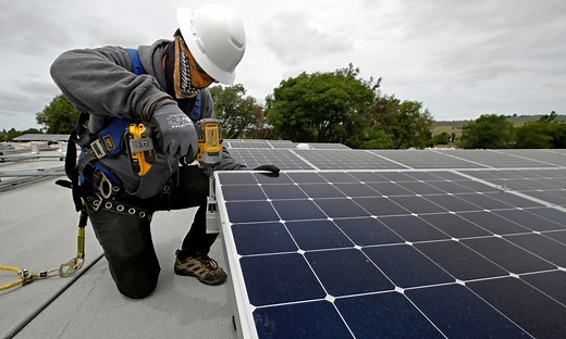 More than $2.5 million in grants into Arkansas for solar power projects