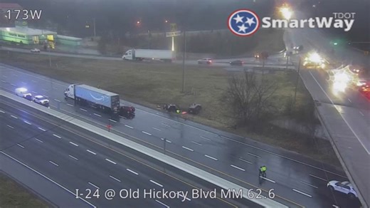 2 dead after crash on I-24 near Rutherford County line; Metro police searching for driver who ran off