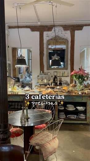 Laura • De ruta por Madrid | 3 cafeterías ✨preciosas✨ y poco conocidas en Madrid ⬇️⬇️ más info Con el tiempo así de lluvia ☔️ a mi lo que más me apetece un bollito y... | Instagram