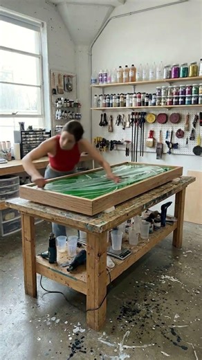 Crafting a Luxury Malachite-Inspired Resin Dining Table