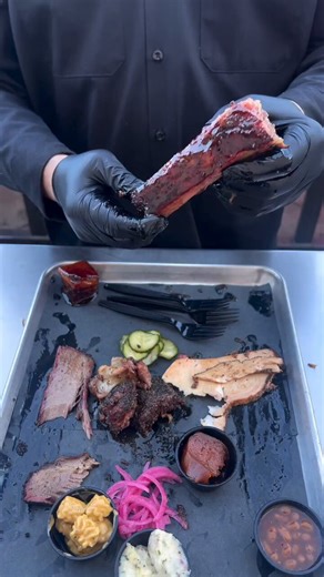 Oh NOW he don’t want the meat to fall off the bone?!? 🤔