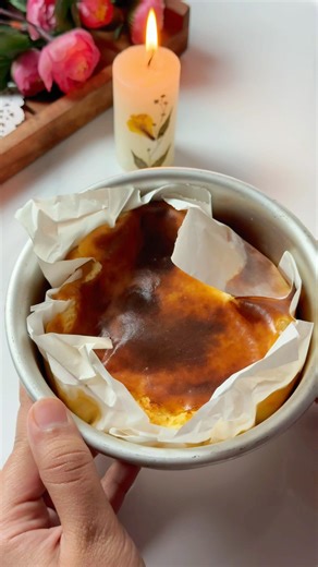 air fryer basque cheesecake⭐️ #egglessbasquecheesecake #airfryerbakes #egglesscheesecake #cheesecake