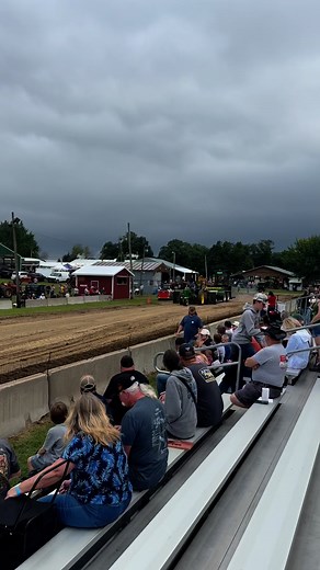 John Deere Tractor Pull #tractorpull #johndeere #farmall #case | A Ritter Bit Will Do