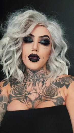 🖤Barbie🖤 (@omfg.its.barbie)’s videos with Originalton - .