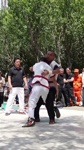 Chinese amateur wrestling #中国式摔跤 #复兴公园#少华跤场