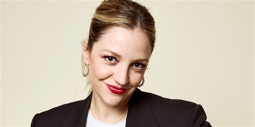 Abby Elliott of ‘The Bear’ on the Looks She Gets From Restaurant Servers