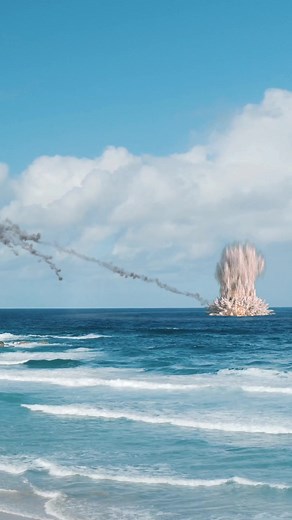 Meteorite Crash into the Ocean #meteor #crash #intotheocean #boom #vfx #vfxbreakdown #adobe #aftereffects