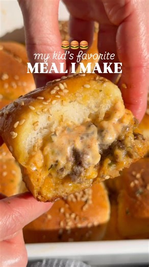 Chelsea Lords on Instagram: "The easiest way to make cheeseburgers for everyone at once 💃🍔 To get the recipe, drop “EAT” below 🙌 These cheeseburger sliders are loaded with seasoned beef, melty cheddar, and the best burger sauce, all baked into soft Hawaiian rolls. The herbed butter melts down and creates that crispy, golden base. Total family favorite! 🤩 https://www.chelseasmessyapron.com/cheeseburger-sliders-recipe/"