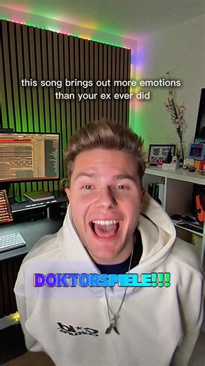 2007 is calling…do you answer? ☎️