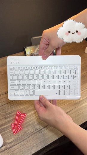 Teclado Bluetooth Multilingüe | Compatible con iOS, Android, Windows y iPad (Air/Mini/Pro) #TecladoBluetoothInalambrico #TecladoMultisistema #TecladoMultilingueMX #AccesoriosParaiPad #VentaQuincenal