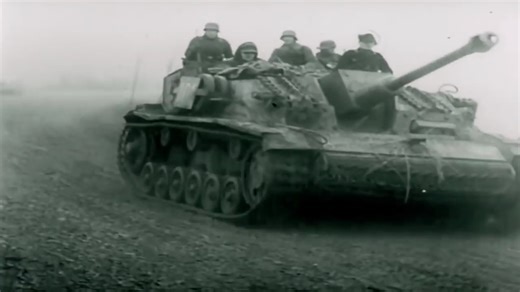 Tiger I vs IS-2: The heavy tank battle that changed the Eastern Front