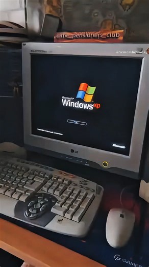 7.9K views · 27 reactions | Do you remember the era of button phones and how PC speakers reacted to incoming calls?  #nostalgia #oldschoolvibesforlife #loveit #oldschool #rememberbd #facebookreels #art #quotepage #nostalgicvibes | Ｒｅｍｅｍｂｅｒ． | Facebook