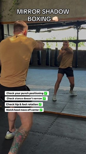6 reasons to use a mirror for shadow boxing 👊🏻 Subjectively it’s difficult to “feel” specific mistakes in our technique and the mirror is a great way to add a visual aid to help spot your flaws and correct them 👌🏻 . . . #beginnerboxing #boxingtips #boxingclass #shadowboxing #boxingworkout #boxinggym #boxingtraining #boxingfans #boxingdrills #boxingcoach #boxingfitness