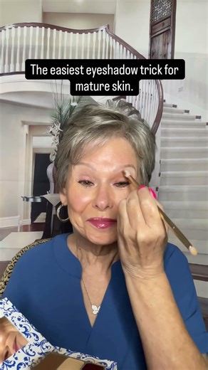 Easy Eyeshadow using Bronzer!