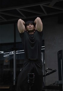 Chris Dyna's Gym Workout in Cambodia