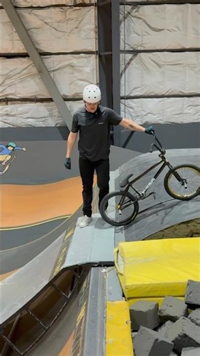 How Low Can I Backflip? #bmx #bmxriding #dothingsyoudontwanttodo