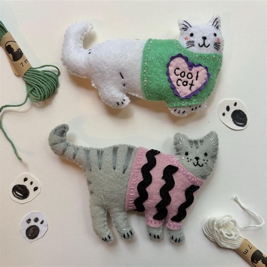 PDF Pattern to Sew Your Own Set of 2 Cats in Sweaters, Plus Sewing Pattern, Diy Cat Felt Ornaments, Cat Embroidery Pattern, Felt Embroidery - Etsy