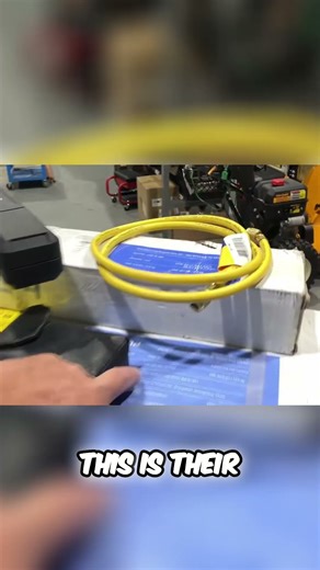 Unbox DELLA Mini-Split: What REALLY Comes in the Box! #shorts