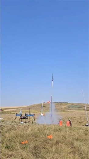 Madcow sounding like a VLS missile #modelrockets #rocketry